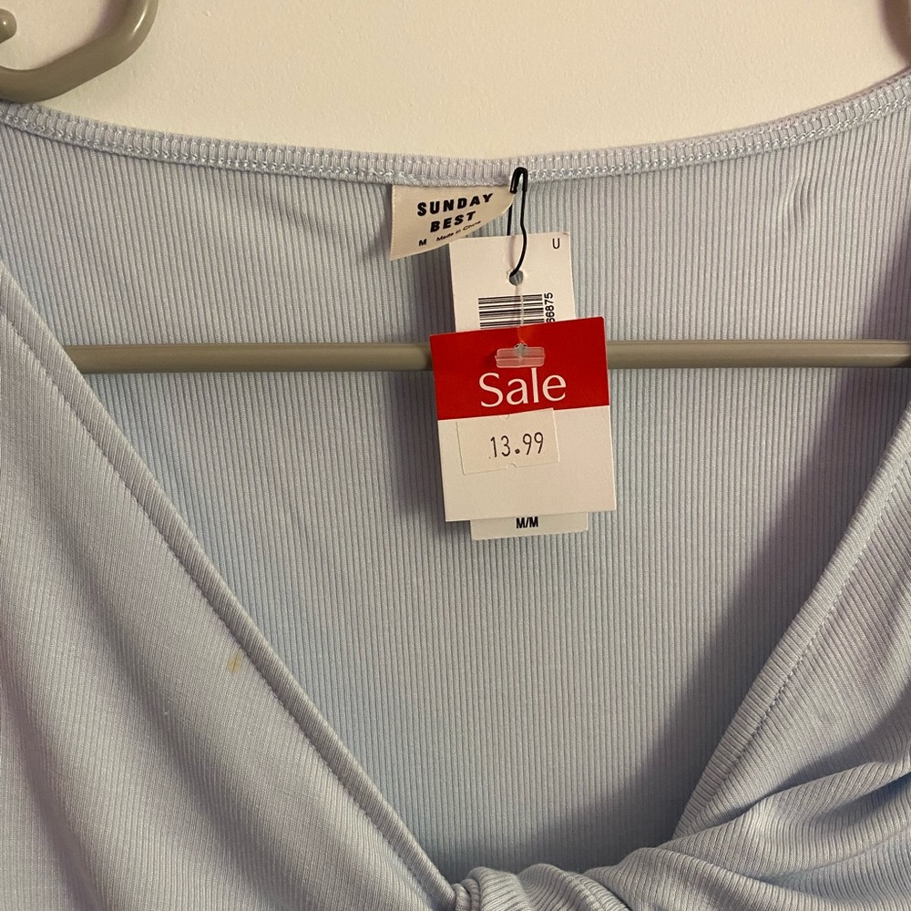 Aritzia tie top - Picture 2 of 2